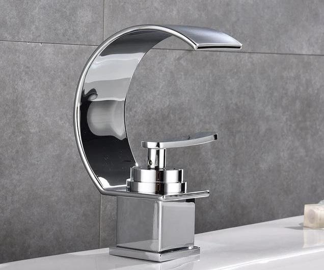 Blackwood - Waterfall Single-Handle Faucet
